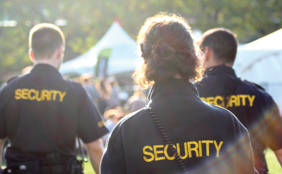 Why Security Guard Is Still A Better Investment, To Safeguard Your Homes And Offices?