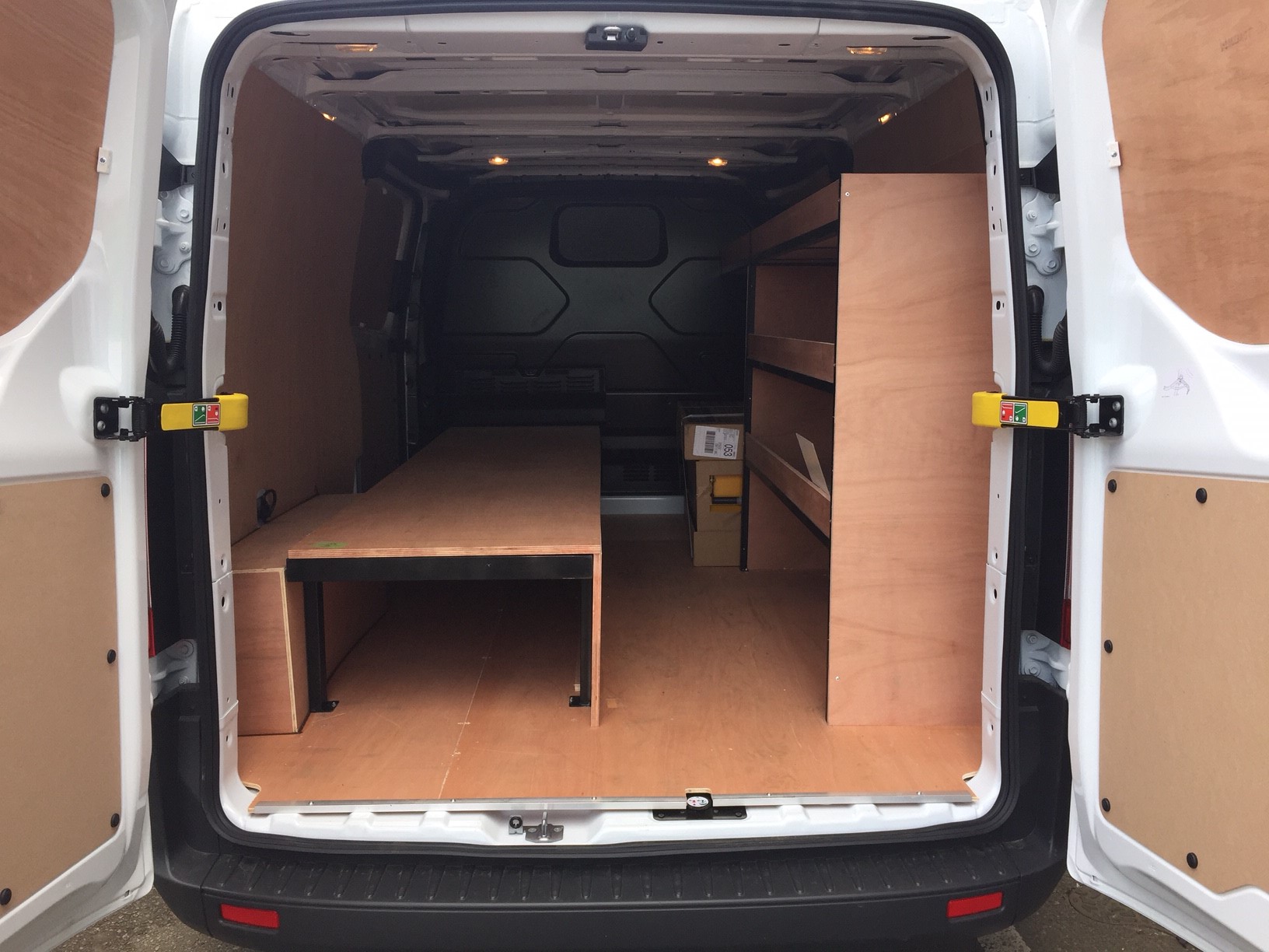 Five Reasons Van Racking Makes Sense Find Dir